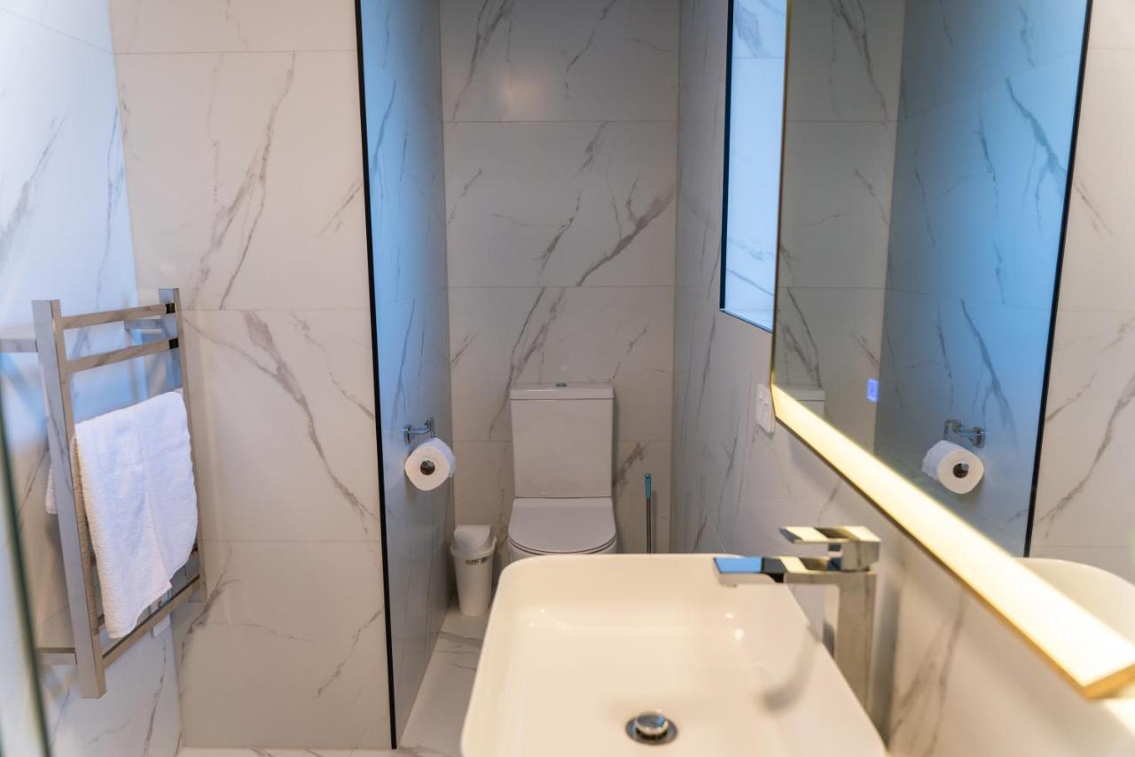 Jillylan Villa Apartment Кромвель Екстер'єр фото